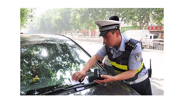 交通警务执法